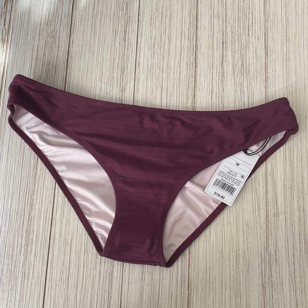 Shade and Shore size medium | medium coverage hipster